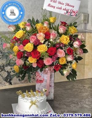 Combo Bánh Kem Và Hoa Tươi 67